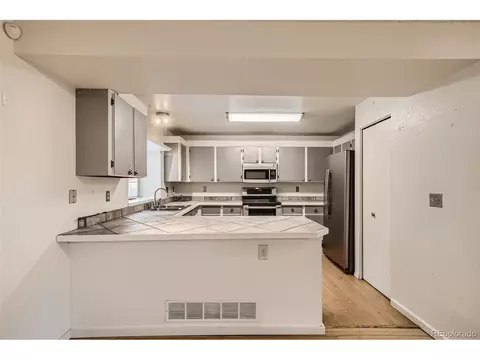6315 Xavier Ct, Arvada, CO 80003 photo 9