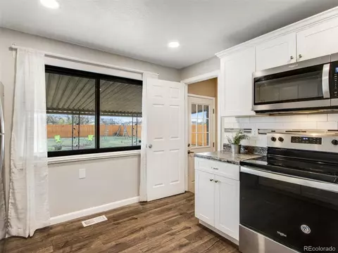 13098 E 30th Ave, Aurora, CO 80011 photo 9