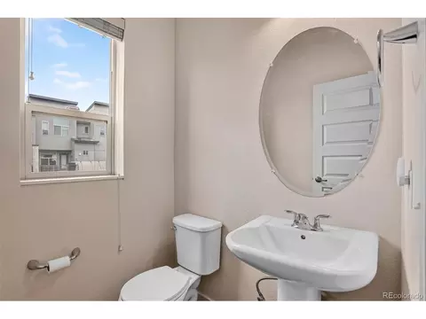 Bath - 7968 E 54th Pl, Denver, CO 80238 photo 1 of 2