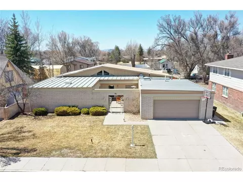 2 Bellwood Dr, Alamosa, CO 81101