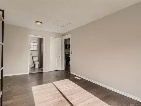 1085 Mobile St, Aurora, CO 80011 photo 8