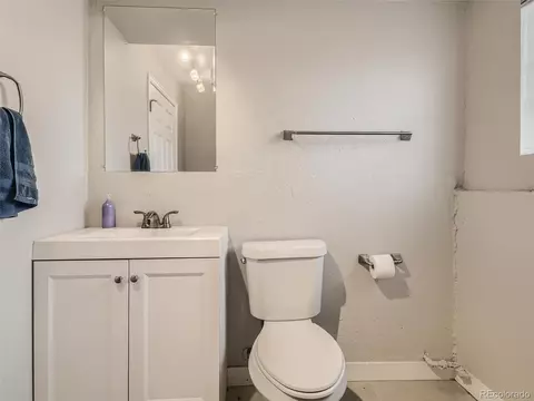 1085 Mobile St, Aurora, CO 80011 photo 21