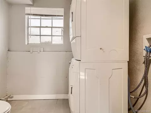 1085 Mobile St, Aurora, CO 80011 photo 22