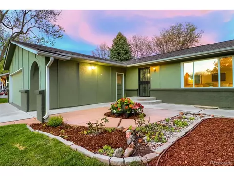 8240 Jay Cir, Arvada, CO 80003 photo 2