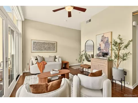 Living - 4585 13th St #1E, Boulder, CO 80304 photo 3 of 6