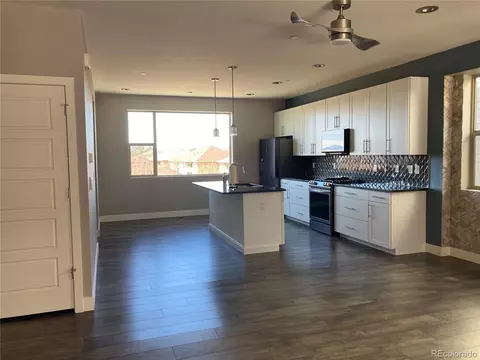 19500 E Sunset Cir, Aurora, CO 80015 photo 5