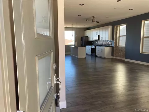 19500 E Sunset Cir, Aurora, CO 80015 photo 4