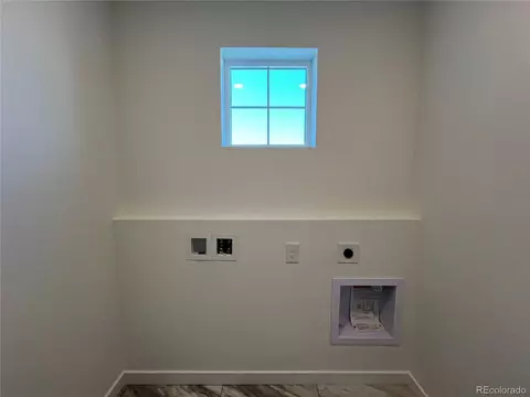 24473 E Adriatic Dr, Aurora, CO 80018 photo 7