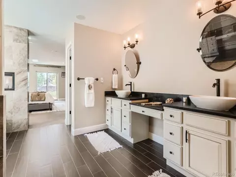 2291 Cherry St, Denver, CO 80207 photo 21