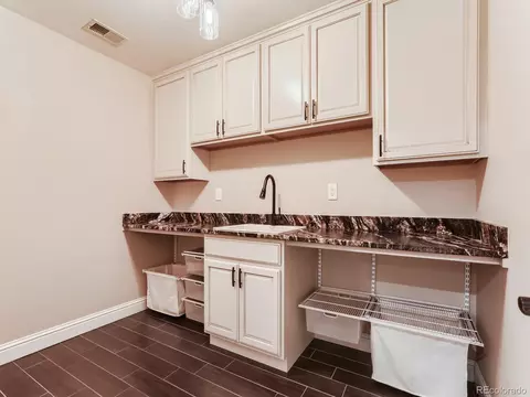 2291 Cherry St, Denver, CO 80207 photo 31