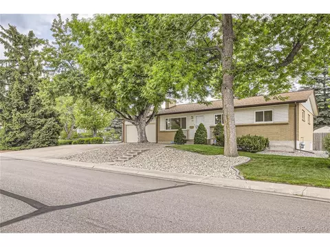 591 S Taft St, Lakewood, CO 80228