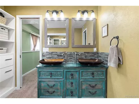 17560 E Temple Dr, Aurora, CO 80015 photo 24