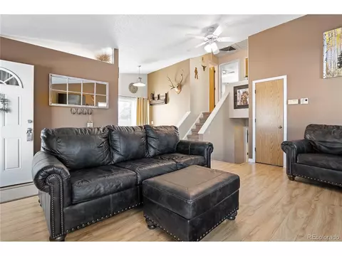 17560 E Temple Dr, Aurora, CO 80015 photo 9