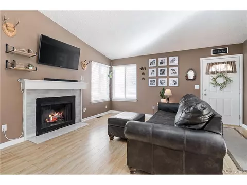 17560 E Temple Dr, Aurora, CO 80015 photo 8