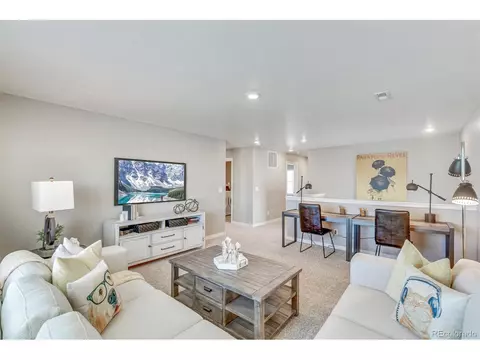 27444 E Byers Ave, Aurora, CO 80018 photo 15