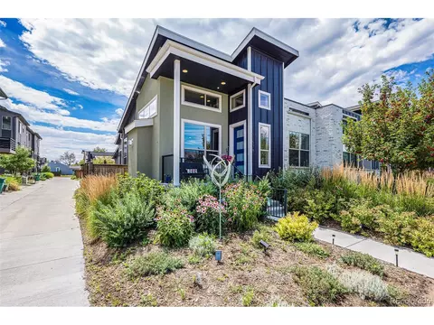 11578 E 25th Dr, Aurora, CO 80010