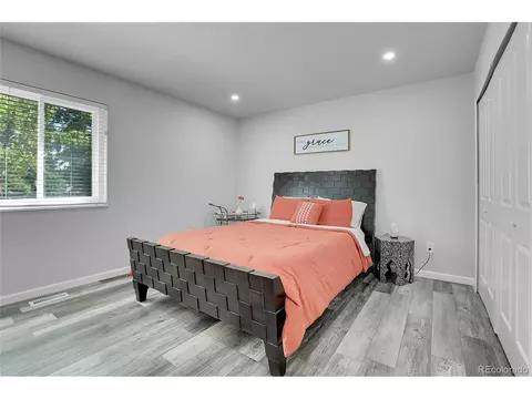 1810 E 98th Pl, Thornton, CO 80229 photo 14
