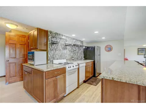 532 S Deframe Ct, Lakewood, CO 80228 photo 21