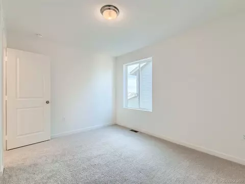 46533 Orchard Dr, Bennett, CO 80102 photo 20