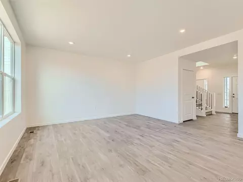 46533 Orchard Dr, Bennett, CO 80102 photo 7