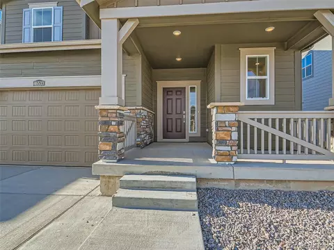 46533 Orchard Dr, Bennett, CO 80102 photo 3