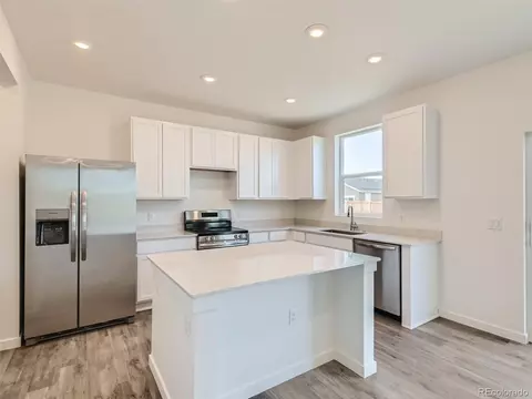 46533 Orchard Dr, Bennett, CO 80102 photo 10