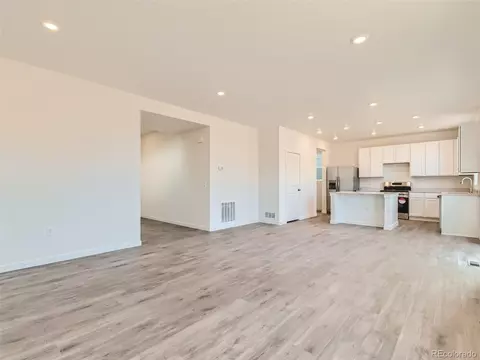 46533 Orchard Dr, Bennett, CO 80102 photo 6