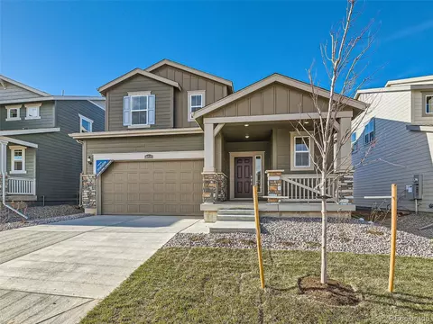 46533 Orchard Dr, Bennett, CO 80102 photo 2