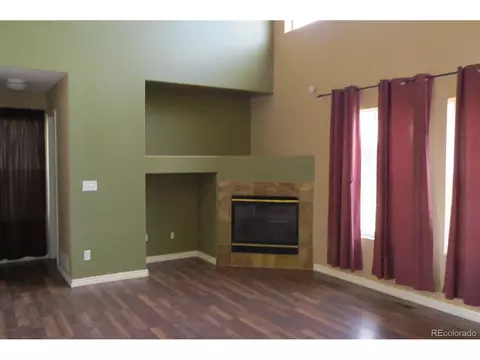 2201 E 99th Pl, Thornton, CO 80229 photo 3