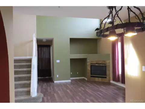 2201 E 99th Pl, Thornton, CO 80229 photo 2
