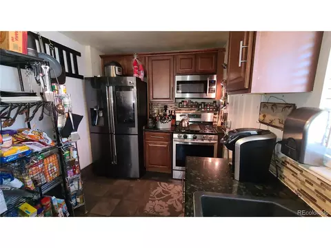 2035 Lima St, Aurora, CO 80010 photo 4