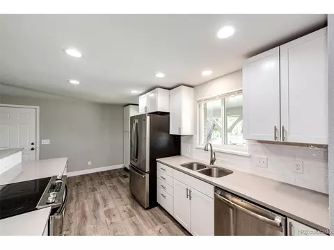 620 E Fremont Ave, Centennial, CO 80122 photo 3