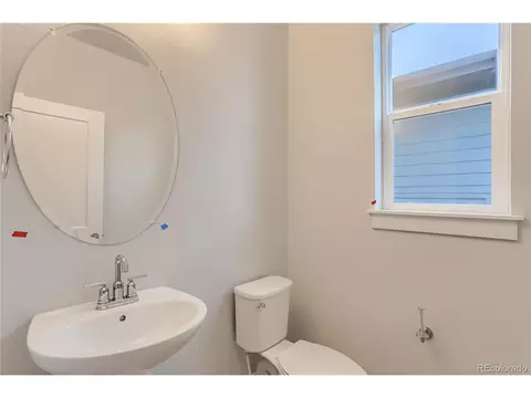 2840 E 102nd Pl, Thornton, CO 80229 photo 11
