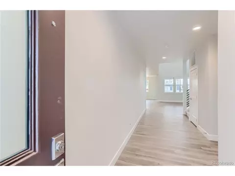 2840 E 102nd Pl, Thornton, CO 80229 photo 2