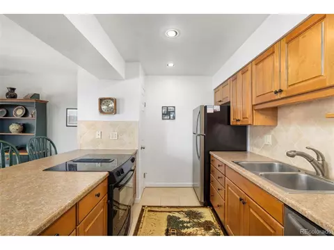 176 E La Bonte St #A-302, Dillon, CO 80435 photo 9