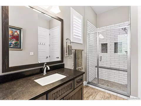 Bath - 4888 Hogback Ridge Rd, Morrison, CO 80465 photo 5 of 7