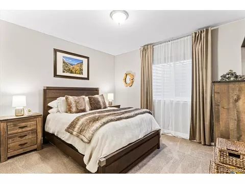 Bedroom - 4888 Hogback Ridge Rd, Morrison, CO 80465 photo 5 of 6