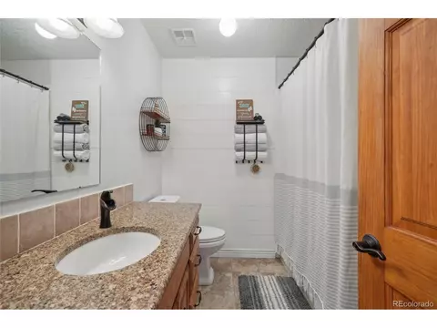 644 Munson Ct, Berthoud, CO 80513 photo 23
