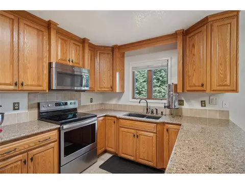 644 Munson Ct, Berthoud, CO 80513 photo 8