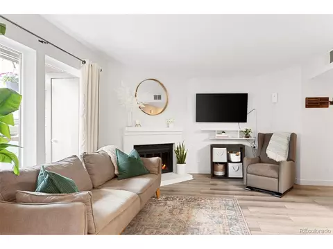 12360 W Nevada Pl #104, Lakewood, CO 80228
