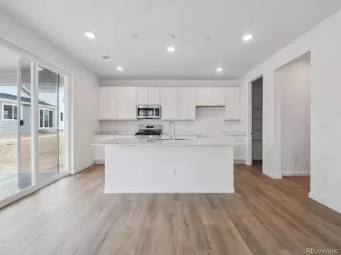 45909 Wood Thrush Ave, Bennett, CO 80102 photo 7
