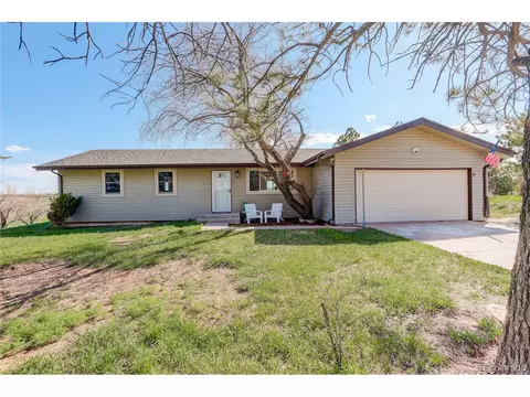 2166 Appaloosa Trl, Elizabeth, CO 80107