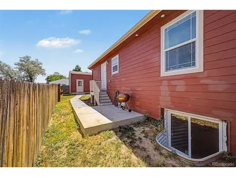 Exterior - 574 4th St, Bennett, CO 80102 photo 5 of 8