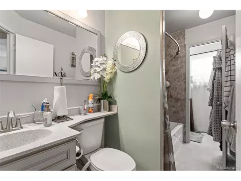 11699 E Cedar Ave #B, Aurora, CO 80012 photo 8