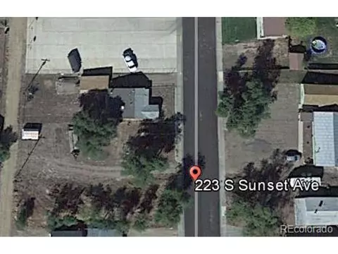 223 S Sunset Ave, Rangely, CO 81648 photo 2