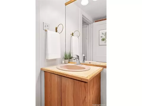 Bath - 2238 15th St, Boulder, CO 80302 photo 1 of 6