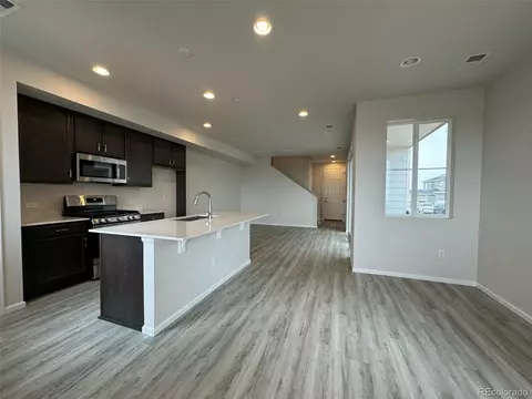 24561 E 41st Ave, Aurora, CO 80019 photo 3