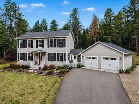 4854 Cheyenne Dr, Larkspur, CO 80118