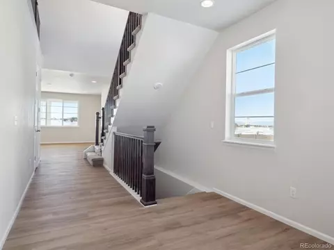 24540 E 36th Ave, Aurora, CO 80019 photo 2