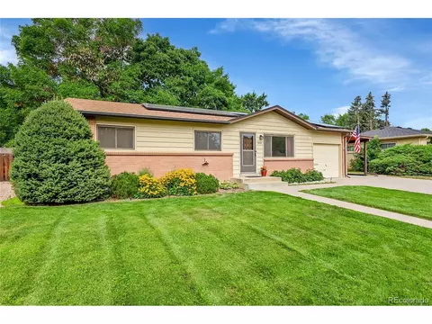 6633 Moore St, Arvada, CO 80004 photo 3